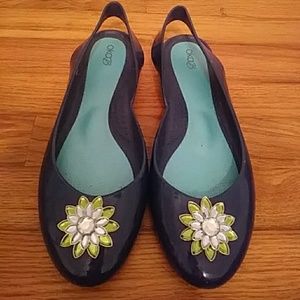 Oka b sling back